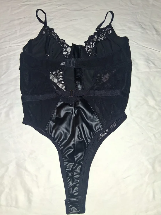 Black Lace & Satin Bodysuit with Front Zip - Picture 5 of 5